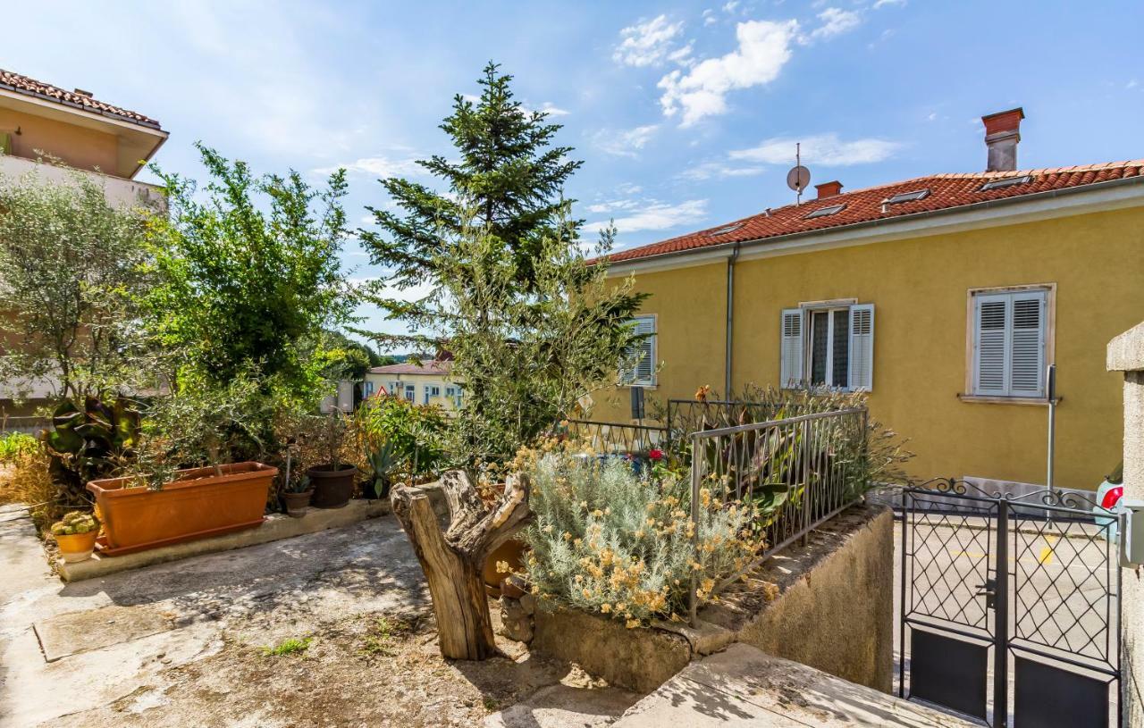 Pula Apartment Exterior foto