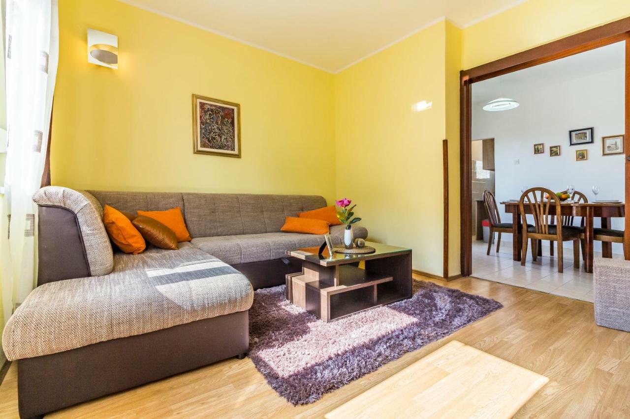 Pula Apartment Exterior foto